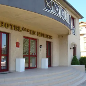 Le Médicis Hotel Roussillon (Isere)